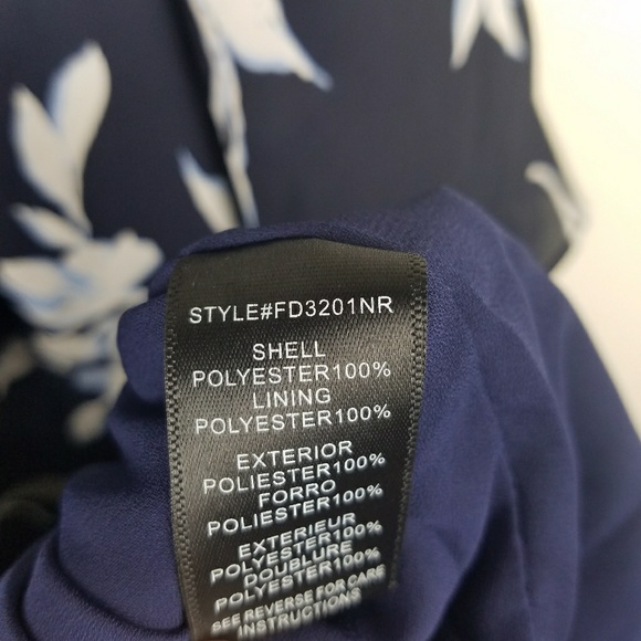 Adelyn Rae Cold Shoulder Floral Ruffle Dress SizeM - Picture 5 of 8